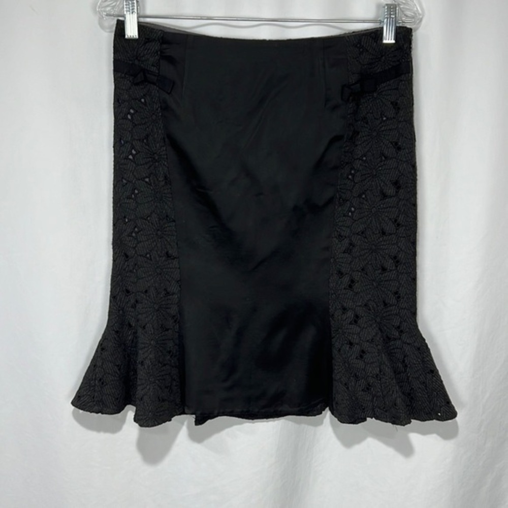 Nanette Lepore Bow Embroidered Floral Trumpet Skirt Black Size 6